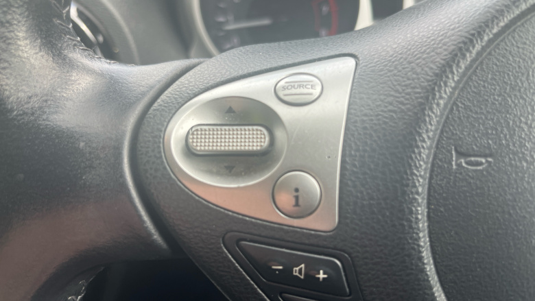 Nissan Juke 1.6 [112] Acenta 5dr CVT Petrol Hatchback